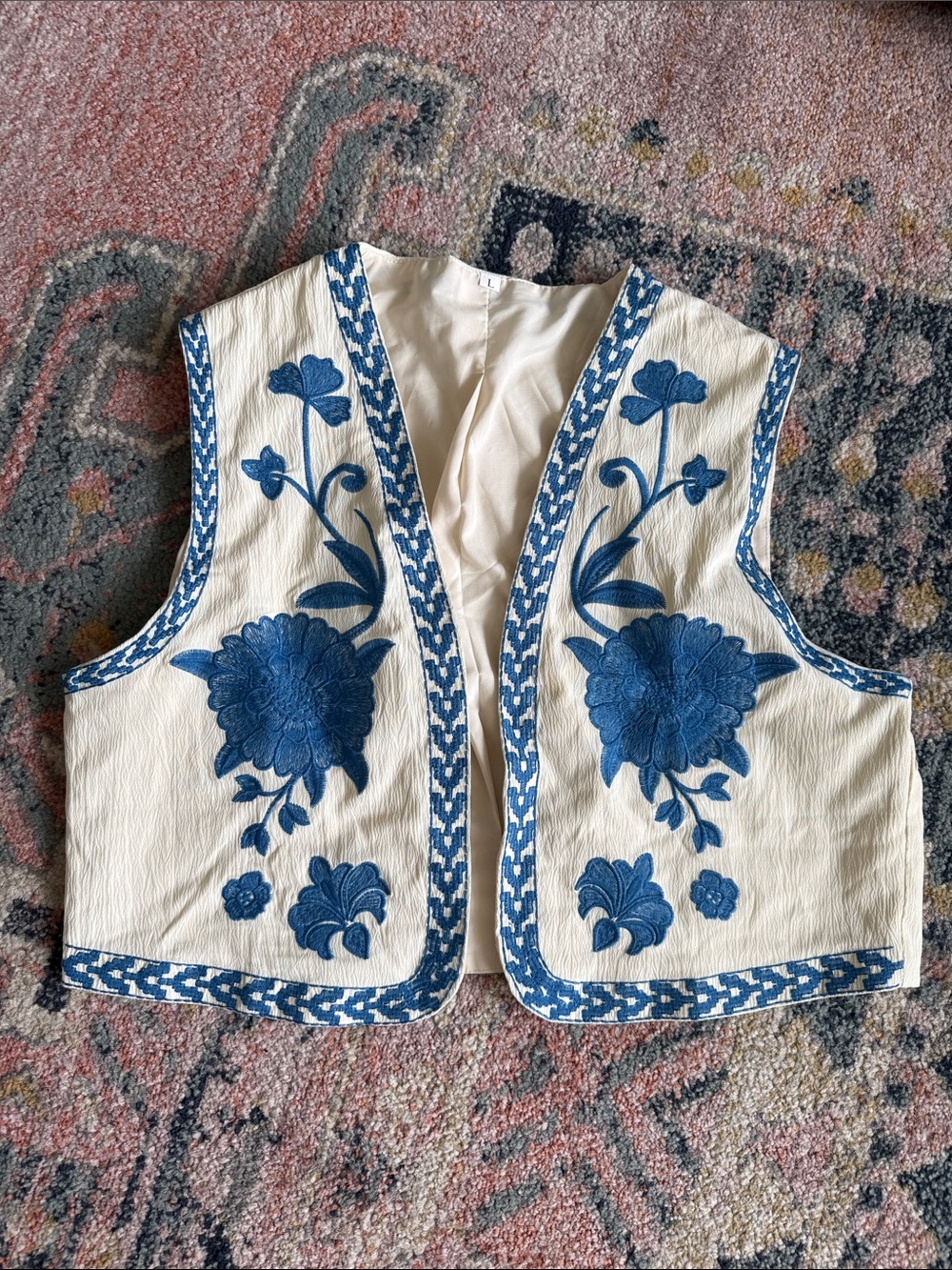 blue and cream embroidered cropped vest size L